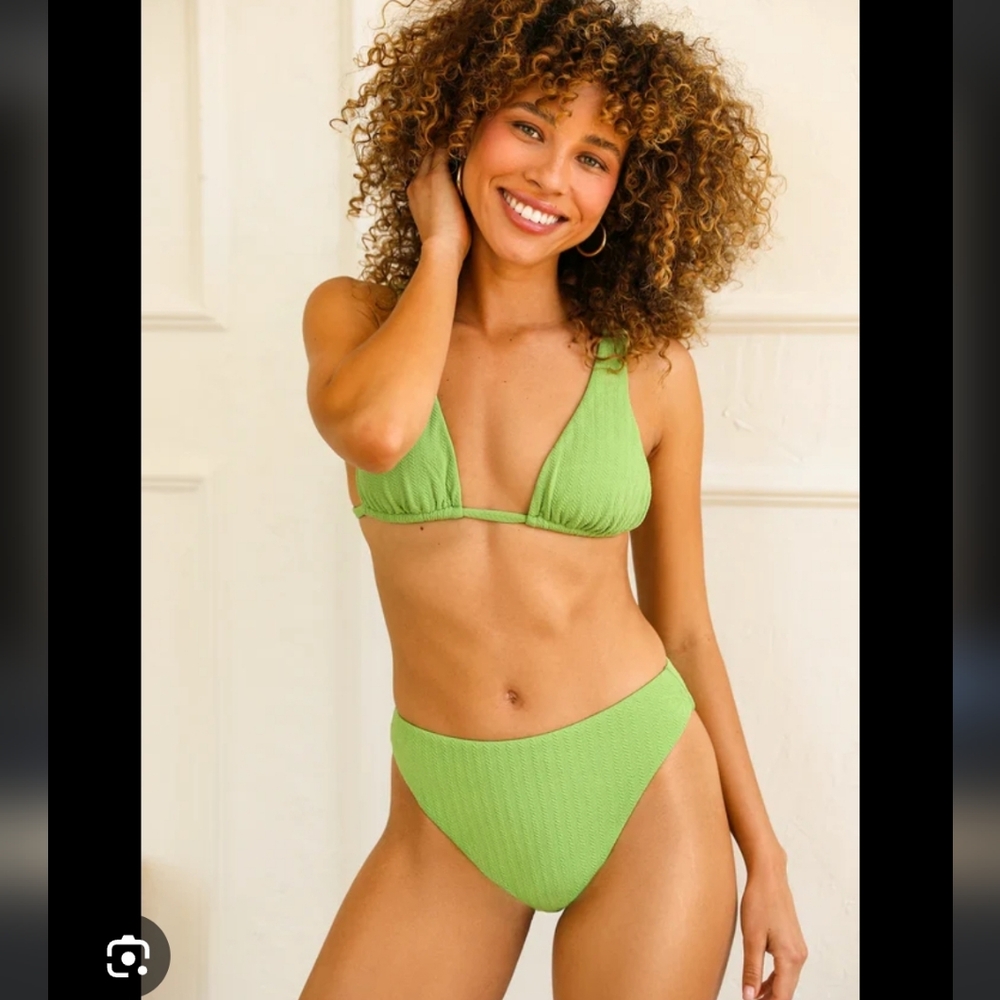 Dippin' Daisy's Seashore Bottom Light Green Bikini Bottom 1x Cheeky